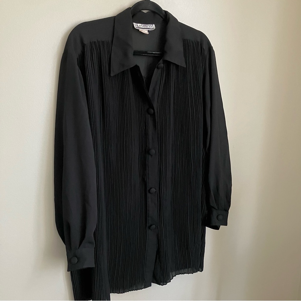Vintage Women’s Pleated Blouse